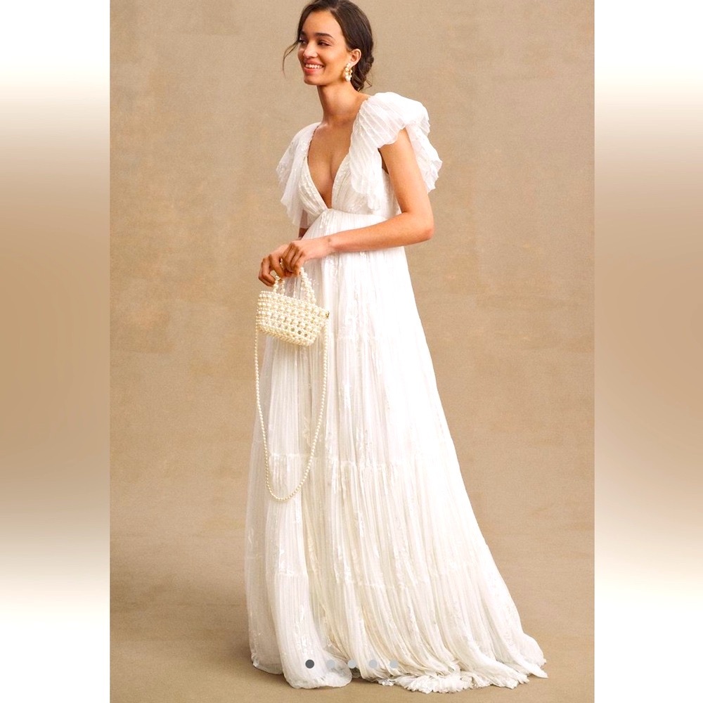 Elegant Pearl-Embellished Cream Handbag